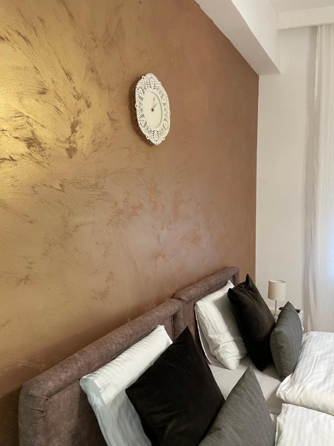 Apartman Studio Lusi ซูโบติกา ภายนอก รูปภาพ
